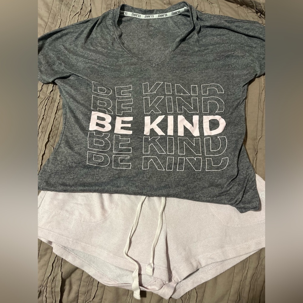 Born Gray 'Be Kind' T-Shirt and White Shorts PJ set size S